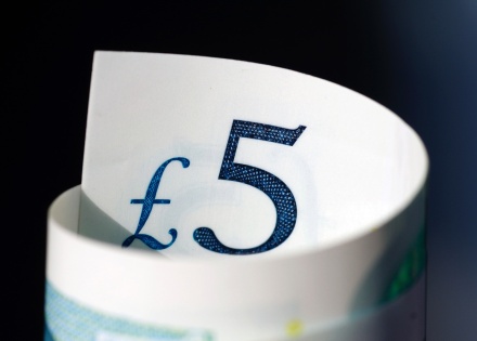What's the Effect of Devaluation of Currency on Expats?