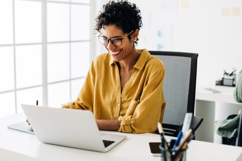Global HR manager researching payroll tax in Angola